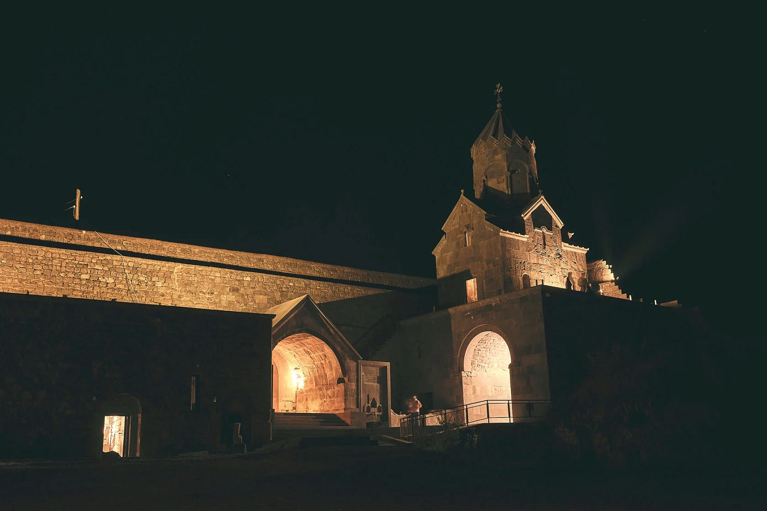 Приглашаем на открытый вебинар «Натурное светомоделирование на объектах культурного наследия на примере монастыря Татев» 11 сентября 2023 года в 12:00 Приглашаем на открытый вебинар «Натурное светомоделирование на объектах культурного наследия на примере монастыря Татев» 11 сентября 2023 года в 12:00