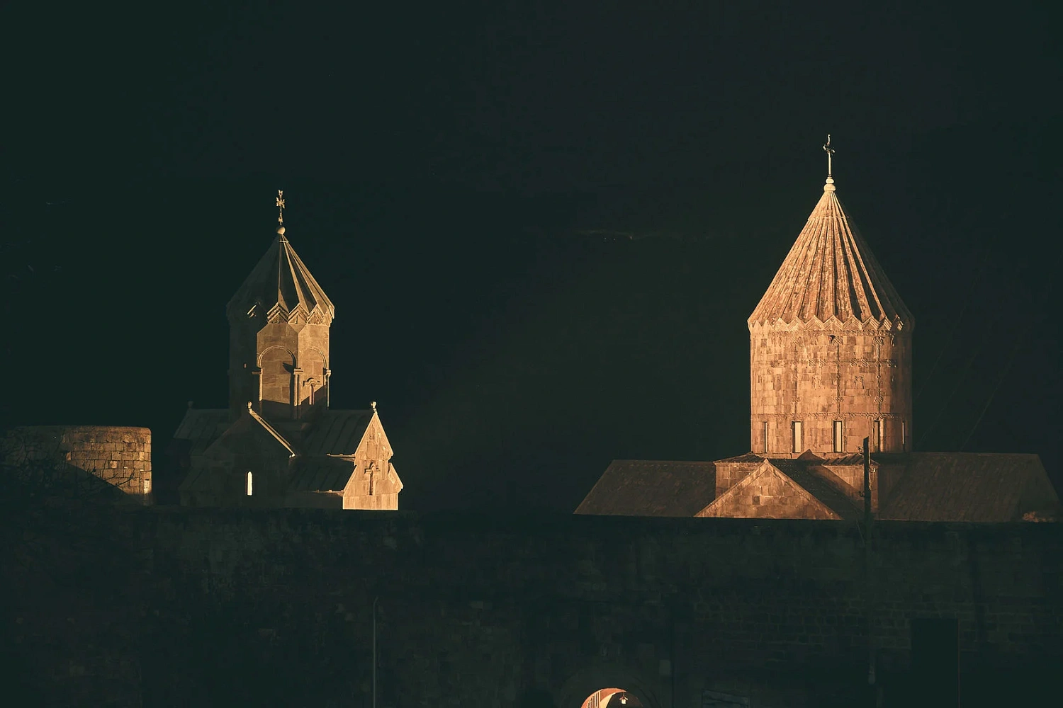 Приглашаем на открытый вебинар «Натурное светомоделирование на объектах культурного наследия на примере монастыря Татев» 11 сентября 2023 года в 12:00 Приглашаем на открытый вебинар «Натурное светомоделирование на объектах культурного наследия на примере монастыря Татев» 11 сентября 2023 года в 12:00