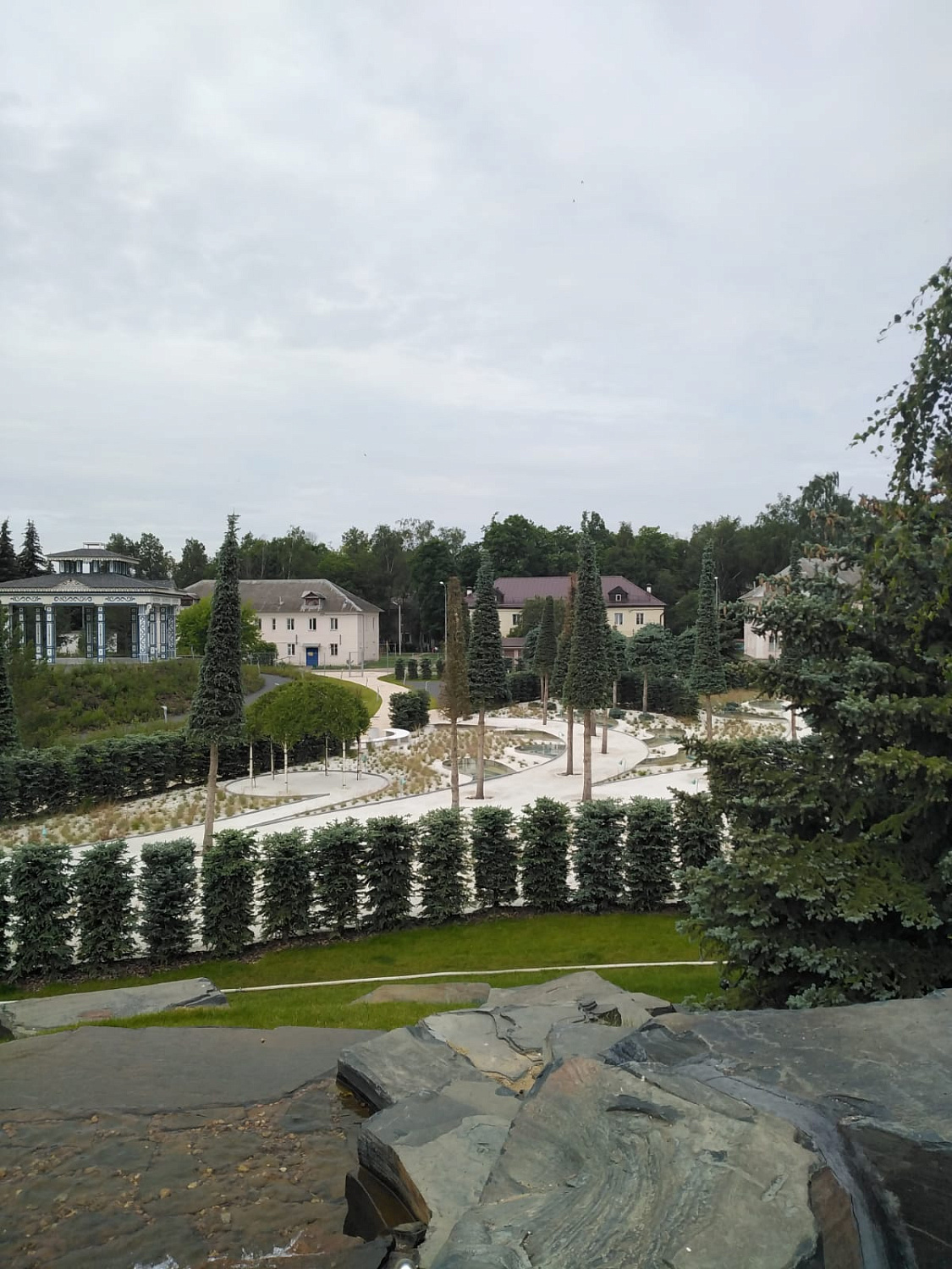 При участии ФАУ «РосКапСтрой» продолжается реконструкция производственных корпусов группы компаний Гжель